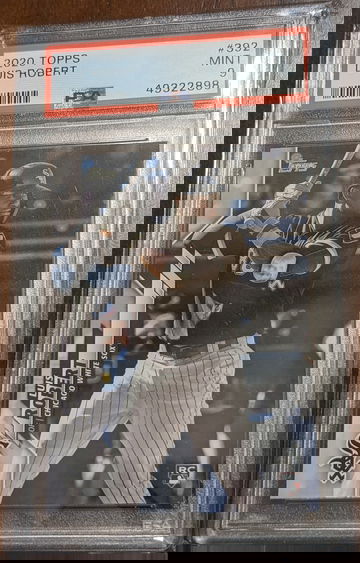 2020 Topps Luis Robert PSA 9