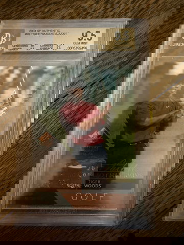 Tiger Woods 2003 SP Authentic /2001 BGS 9.5