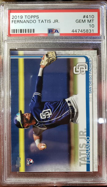 2019 Topps Fernando Tatis Jr RC PSA 10 (scratch on case back)