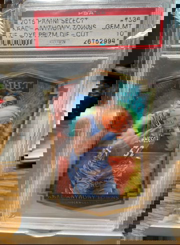 2015 Karl Anthony Towns Panini Select Premier Tie-Dye Prizm Die Cut / 25 PSA 10