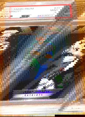 Tom Brady 2017 Panini Prizm Silver Prizm PSA 9