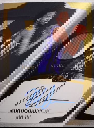 Marvin Bagley III on card RC Autograph Near Mint-Mint  Rookie 3 COLOR Patch Gold /10 2018 Dominion Pistons Kings Auto