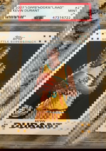 2007 Topps Kevin Durant Rookie PSA 9