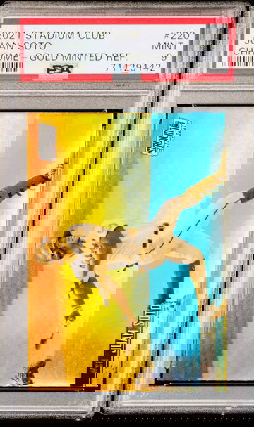 2021 Juan Soto Gold Minted Stadium Club PSA 9