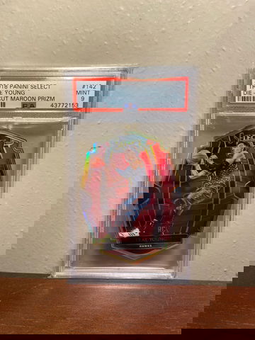 2018 Panini Select Trae Young Maroon Die Cut PSA 9