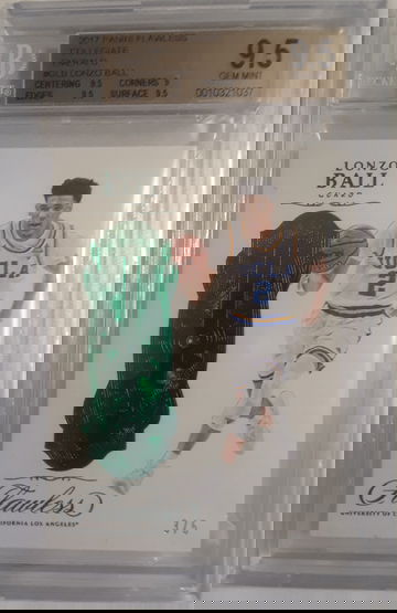 Lonzo Ball 2017 Flawless Collegiate Emerald 3/5 SSP BGS 9.5 Gem Mint #G-LB.