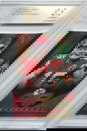 2017 Panini Vertex Patrick Mahomes II Air Supremacy #21 BGS 9.5
