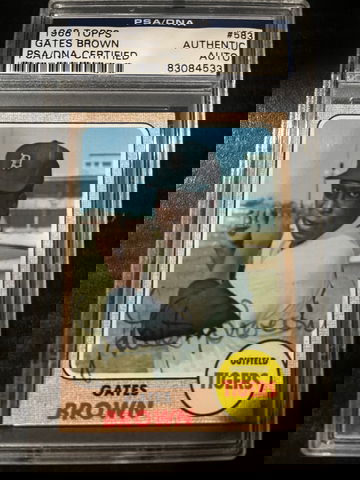 1968 Topps Gates Brown Auto PSA