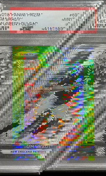 TOM BRADY 2018 PRIZM NEON GREEN PULSAR SP #69 PSA 9 MINT