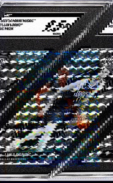 2023-24 Panini Mosaic #31 Luka Doncic Mosaic Prizm SGC 9.5