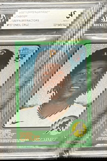 /273 Oneil Cruz 2022 Topps Heritage Chrome Green Refractor RC BGS Slab MINT #157