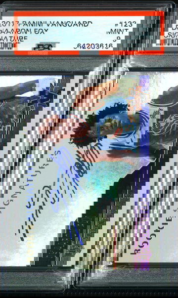 De'Aaron Fox 2017-18 Panini Vanguard RC Autograph /99 PSA 9 Mint