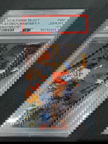 2018 Select Snapshots Patrick Mahomes PSA 10