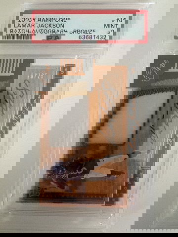 2018 Panini One #16 Lamar Jackson RC Patch Auto Bronzo /25 PSA 9