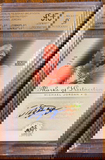 2005-2006 SP Marks of Distinction Michael Jordan auto BGS 9.5/9 autograph 