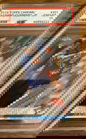 2019 Topps Chrome Vladimir Guerrero JR RC PSA 10