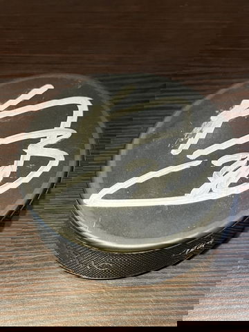 Kris Versteeg Signed Autographed NHL Hockey Puck Beckett BAS COA Blackhawks