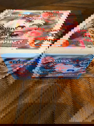 2000 Fleer Impact Factory Sealed Box