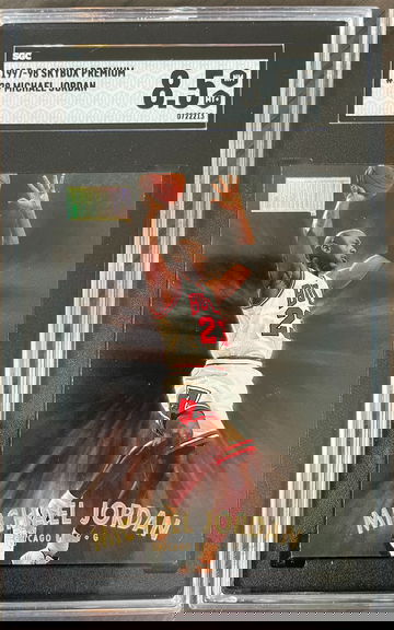 1997-98 Skybox Premium #29 Michael Jordan SGC 8.5