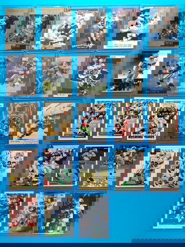 23 lot of Emmitt Smith NFL Cards.