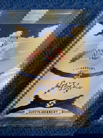 JUSTIN HERBERT 2020 Flawless Rookie Gems Sapphire AUTO / AUTOGRAPH 08/15