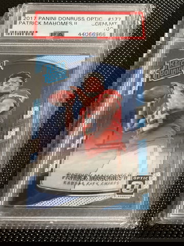 2017 optic PATRICK MAHOMES PSA 10