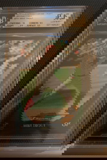 Mike Trout True gem + refractor