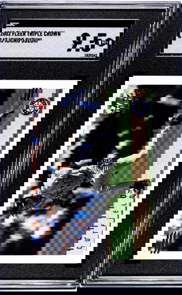 2002 Fleer Triple Crown #143 Ichiro Suzuki SGC 9.5