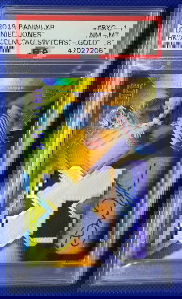 2019 XR Gold Daniel Jones Rookie Jersey Autograph PSA 8 numbered /10 Giants