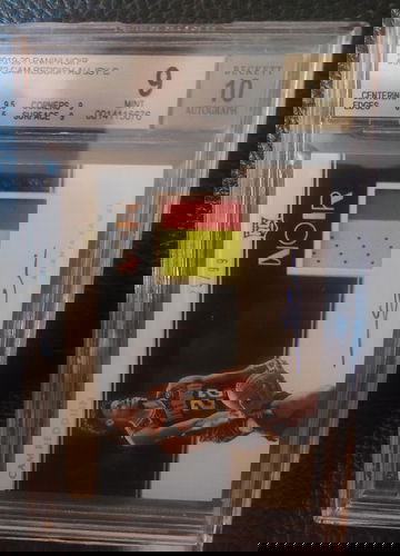 2019-2020 Panini Noir Cam Reddish Jersey Auto /99  BGS 9