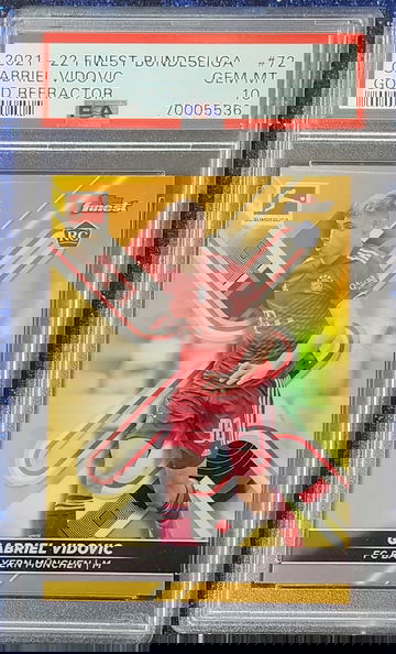 2021-22 Topps Finest Bundesliga Gabriel Vidovic Gold /50 #72. 