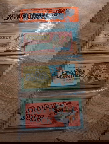 1976 Disney 18 Mini comics Polybagged Unopened(Daffy Duck, Pink Panther, Tweety And Sylvester) 6 Each Unopened