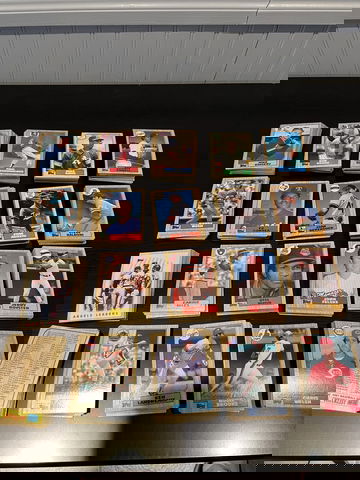 1987 Topps Baseball Near Complete Set 682/792 No Duplicates