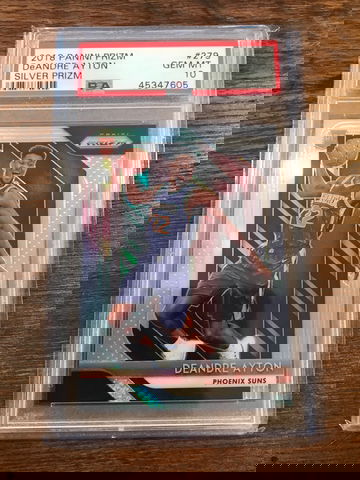 PSA 10 DeAndre Ayton Silver Prizm 2018