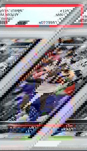 2015 TOPPS TOM BRADY #125 THROWING NEW ENGLAND PATRIOTS PSA 9 MINT