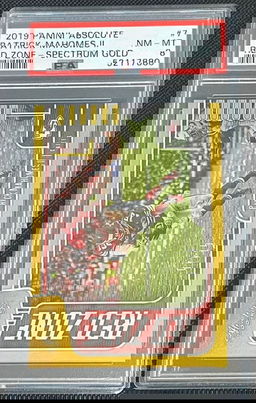 Patrick Mahomes 2019 Panini Absolute Red Zone GOLD #/10 PSA 8