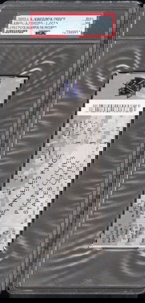 Wayne Gretzky LA Kings Jersey Retirement FULL TICKET PSA 7 vs Coyotes 10/09/2002