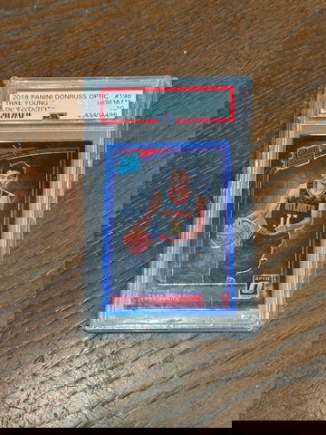 2017 Donruss Optic Trae Young Blue Velocity PSA 10