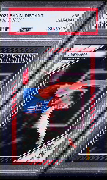 2021 Instant #35 Luka Dončić /99 PSA 10