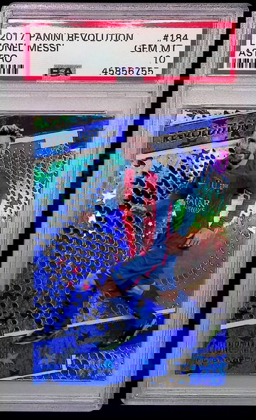 (POP 10) 2017 Panini Revolution #184 Astro Lionel Messi PSA 10