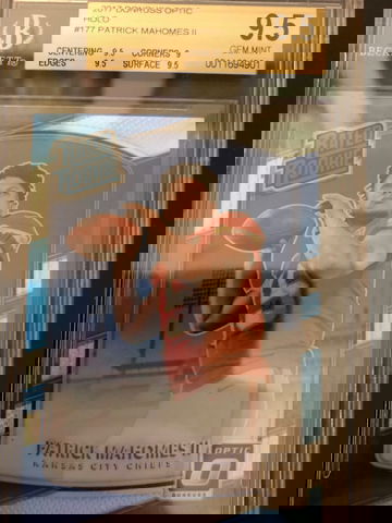 Patrick Mahomes 2017 Optic Holo BGS 9.5