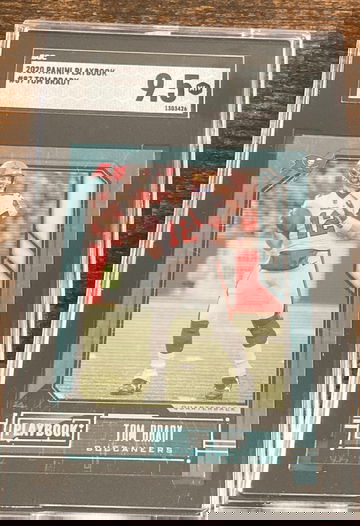 2020 Panini Playbook Tom Brady #87 SGC 9.5