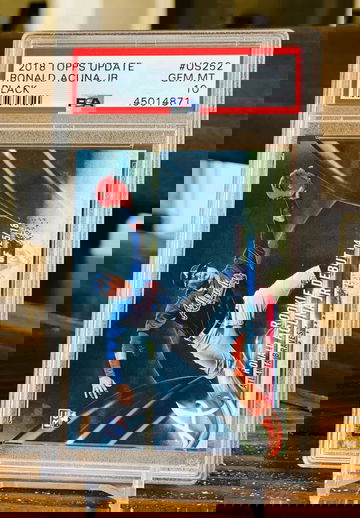 2018 Ronald Acuna Jr Black /67 RC PSA 10 Topps Update #US252