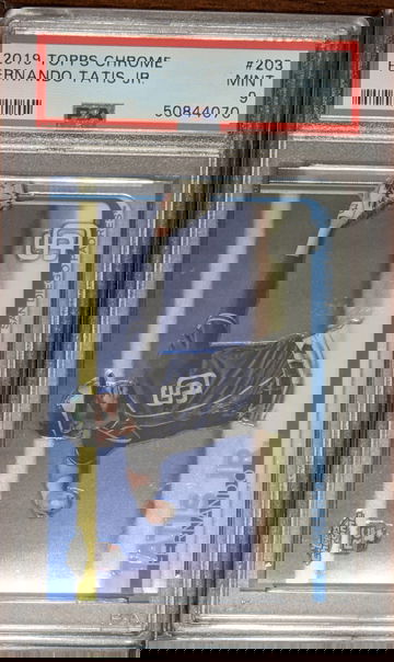 2019 Topps Chrome Fernando Tatis Jr. RC PSA 9