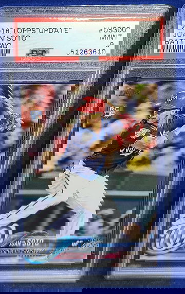 2018 Topps Update Juan Soto #US300 Batting PSA9