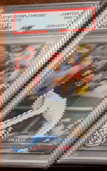 2018 Topps Chrome Update Juan Soto RC PSA 9