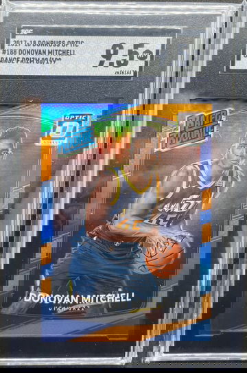 17-18 optic Donovan Mitchell Rated Rookie Orange 88/199 SGC 9.5