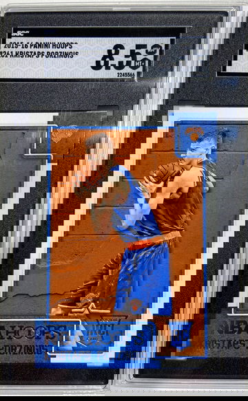 2015-16 Panini Hoops Rookie Kristaps Porzingis SGC 8.5 