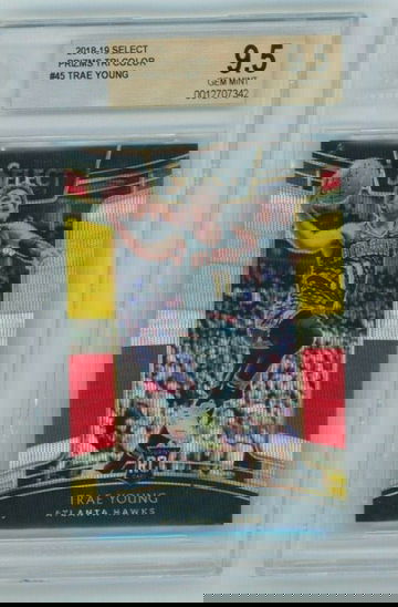 Trae Young RC 2018-19 Panini Select #45 Tri Color Prizm Rookie BGS 9.5