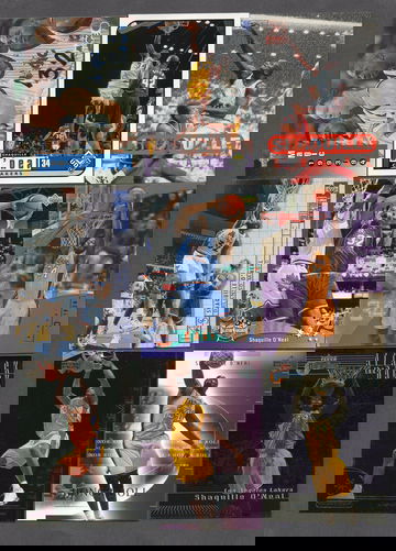 Shaquille O'Neal NBA Basketball Card Lot (27) - Lakers Magic HOF Nice Variety